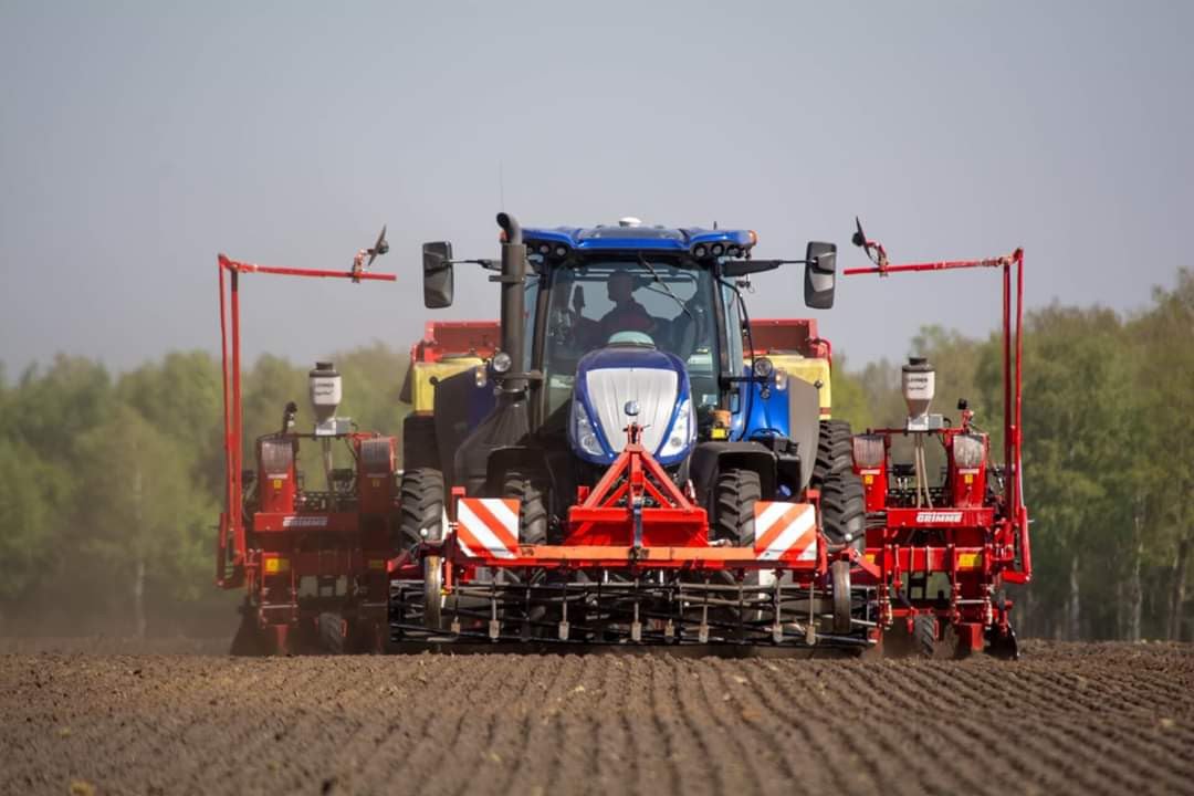 Drie Cloudfarm-gebruikers vertellen over het variëren van de pootafstand en variabele toediening van granulaat en vloeibare stikstof